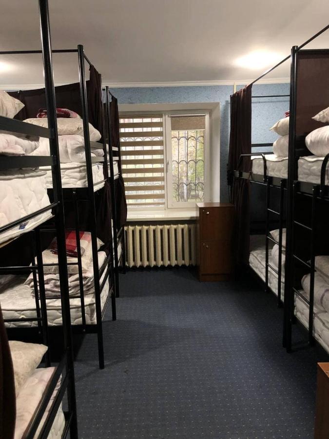Field Hostel Kijev Kültér fotó