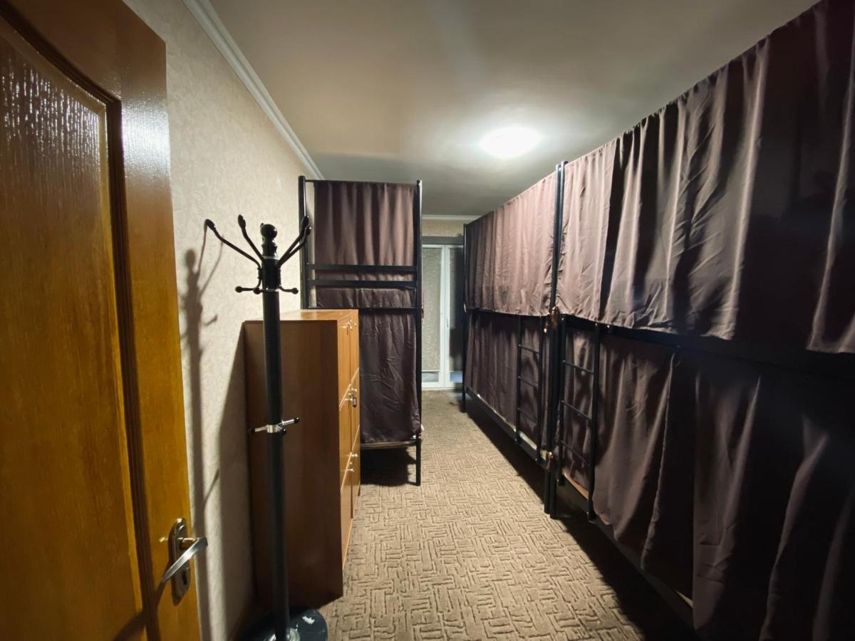 Field Hostel Kijev Kültér fotó